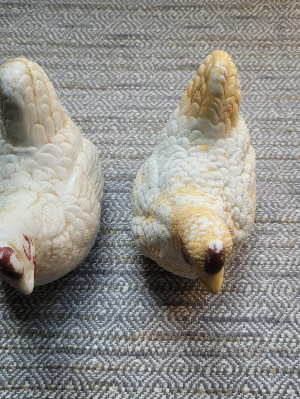 Ceramic Nesting Hen & Chicken Figurines - Set of 2 Country Farmhouse Decor VTG